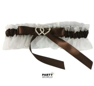 white and brown garter
