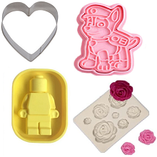 Molds, Cutters, Plungers & Stamps