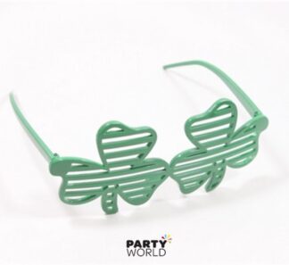 green shamrock glasses